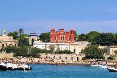 Santa Maria di LeucaElisaアパートメント エクステリア 写真